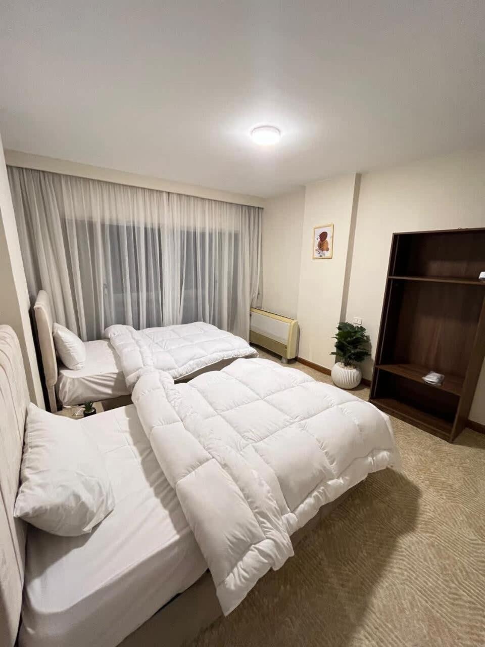 Zamalek Beside Hilton 4br * Cairo